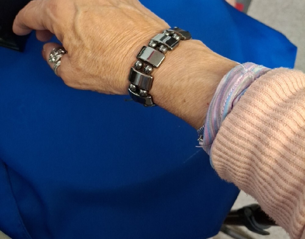Hematite Stretch Link Bracelet